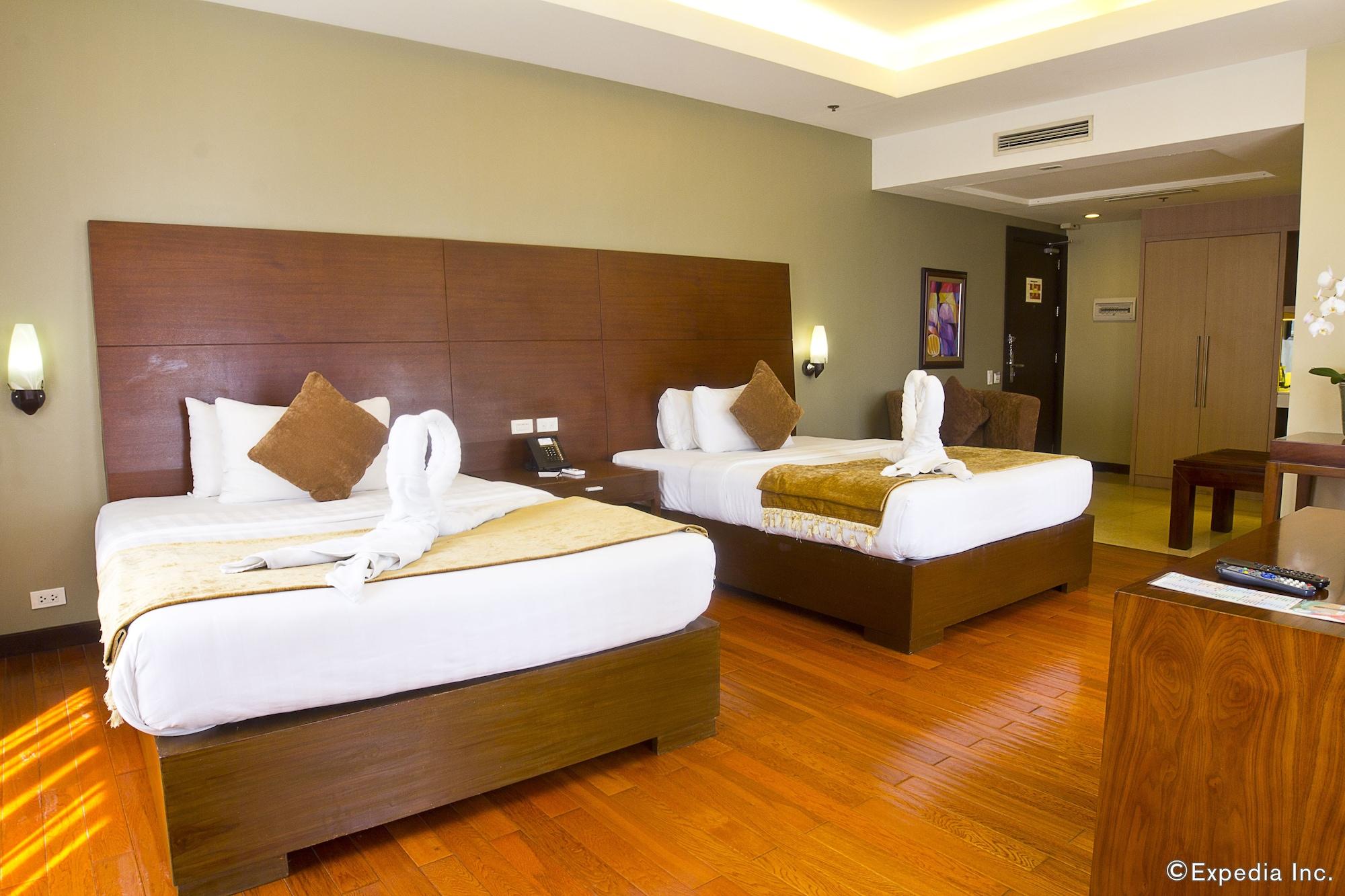 Armada Hotel Манила Екстериор снимка