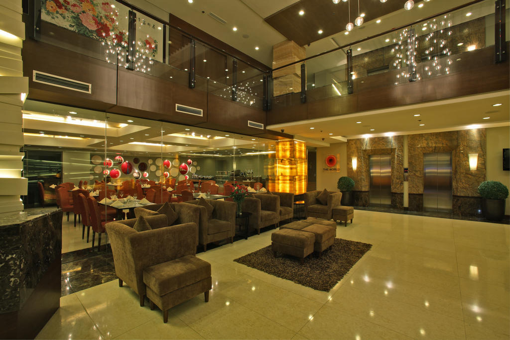 Armada Hotel Манила Екстериор снимка